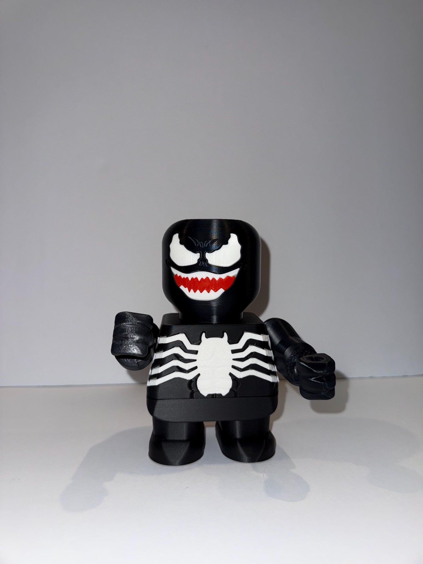 Chunkables Venom Figurine